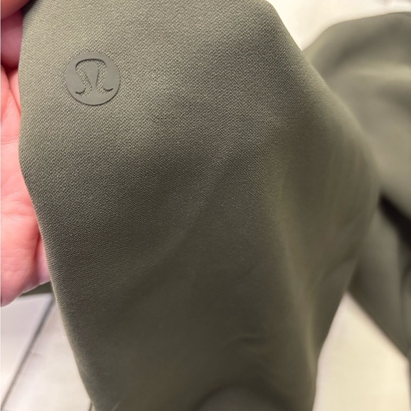 Lululemon Stretch High-Rise Jogger Full Length Size 6 Olive Green Pants Small - Picture 4 of 8